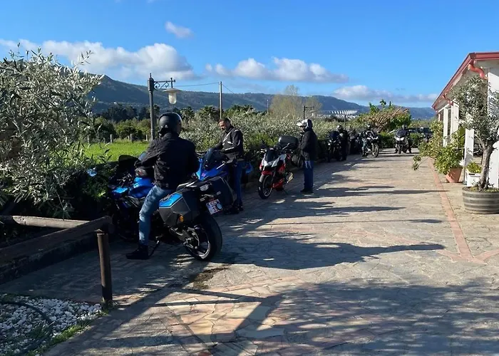 Cascina Concetta Alloggio per agriturismo Pizzo (Calabria)
