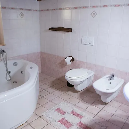 ファームステイ Cascina Concetta ピッツォ